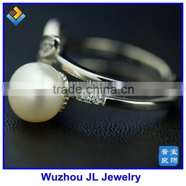 Cubic Zirconia Stone Butterfly And Natural Pearl Gemstone Fashion Silver Ring photo-4