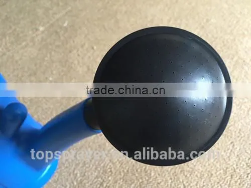 5L 8L Lawn Garden Plastic Sprinkler photo-4
