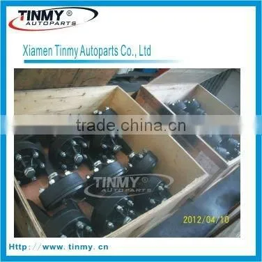 Stub Axle Assembly With Hubs