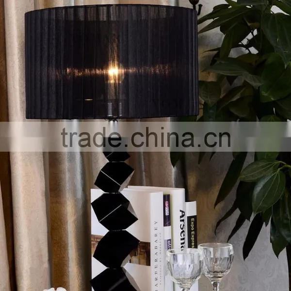 Modern Design K9 Black Crystal Table Lamp With Fabric Lampshade photo-2