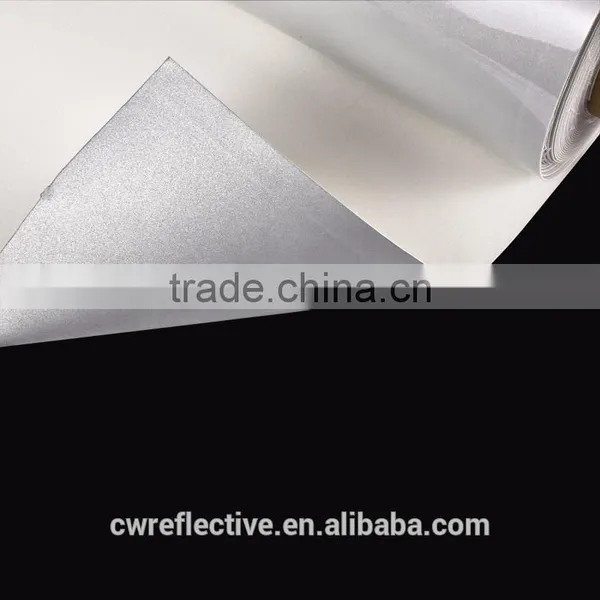 Custom Silver Grey Waterproof 0.6mm Abrasive Resistance Reflective pu Leather Fabric for Sewing Shoe photo-3