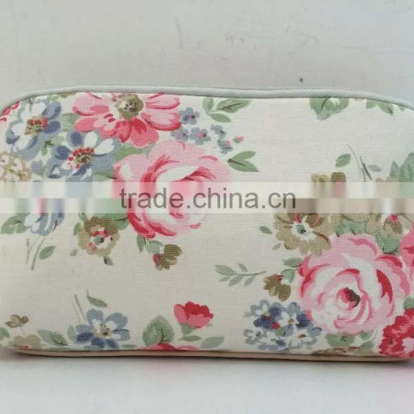 Pringted Canvas Travel Bag With Cosmetic Bag photo-4