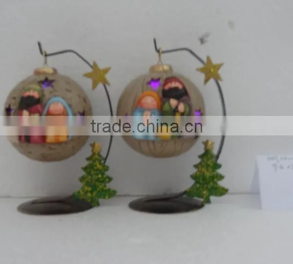 Ceramic Nativity Set With Lantern photo-5