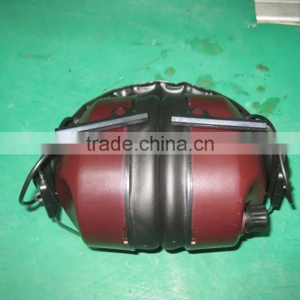 Sound Proof Earmuffs With DAB Radio photo-2
