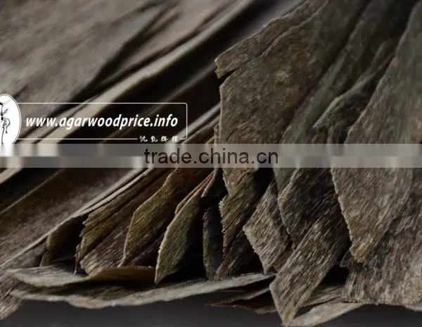 Vietnam High Grade Agarwood Chips Color Brown of 100% Natural Oud Wood, 0.5mm Thickness photo-2