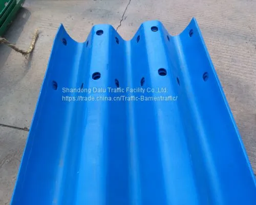 Steel Thrie-Beam Guardrail (Highway Guardrail Barrier)