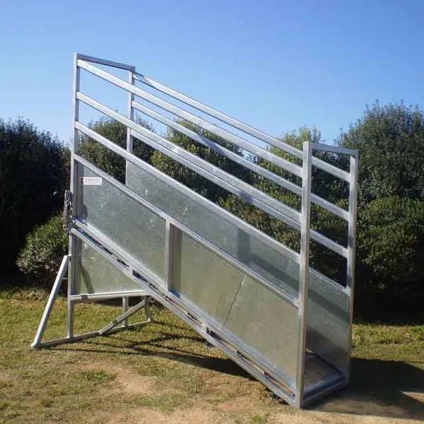 Heavy Duty Cattle Loading Ramp With Winch Galvanized Portable Livestock Cattle Goat Sheep Loading Ramp photo-5
