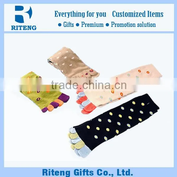 Wholesale Oem Cartoon Young Girl Teen Tube Socks photo-2