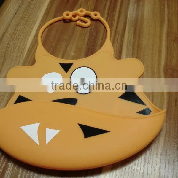 Food Grade Various Animal Design Silicone Baby Bib photo-3