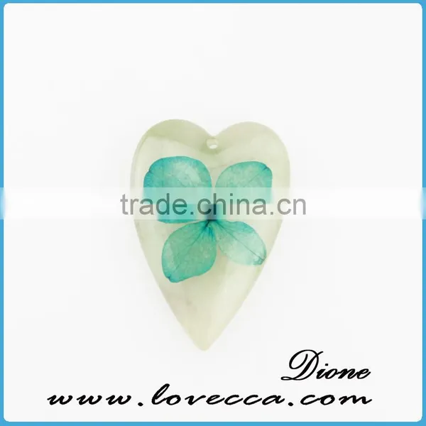 New Fashion Heart Shape Transparent Real Flower Resin Charm Pendants photo-4