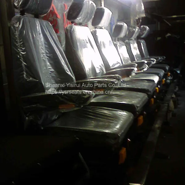Factory Supply ISRI Suspension Seats Wholesale Luxury Truck Parts Seat for Freightliner Heavy Truck Seats photo-2