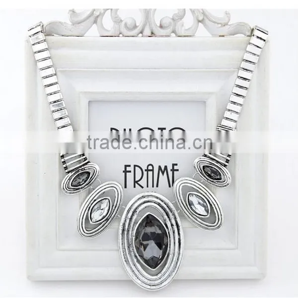 Hot!china Wholesale Fashion American and European Popular Exquisite Noble Crystal Silver Alloy Oval Charm Statement Necklace photo-5