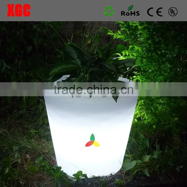 Glowing Illuminated Cheap Flower Vases, Outdoor and Indoor Round Shape Ceramic Flower Vases photo-3