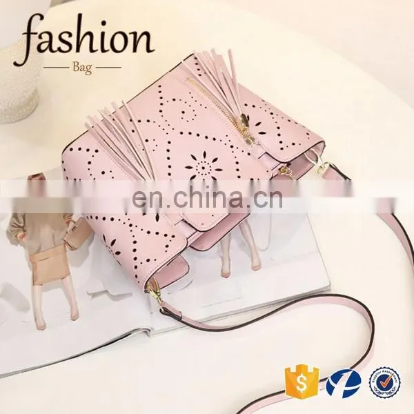 CR on Time Delivery Guaranteed Handbags Latest Model With Tassels Long Strap Shoulder Bag Beautiful Pink Color Hollow Bag photo-2