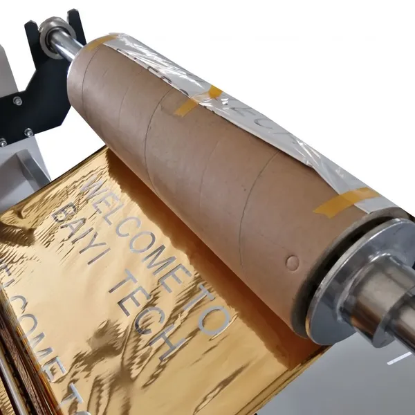 Semi Automatic Anti Curl Belt Feeding Film Coating Oil Heating Steel Roller LCD Operation Screen photo-4