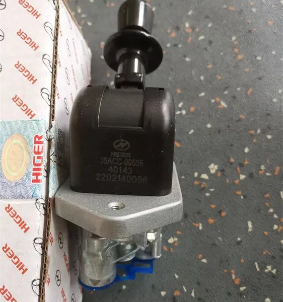 Original Higer Bus Sale Spare Parts KLQ6123K 35D01-26010 Manual Control Valve for Best Price Higer Bus Repair Part photo-5