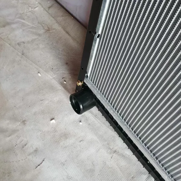 SHACMAN F2000 Truck Radiator DZ96259532030 Customized Radiators photo-4