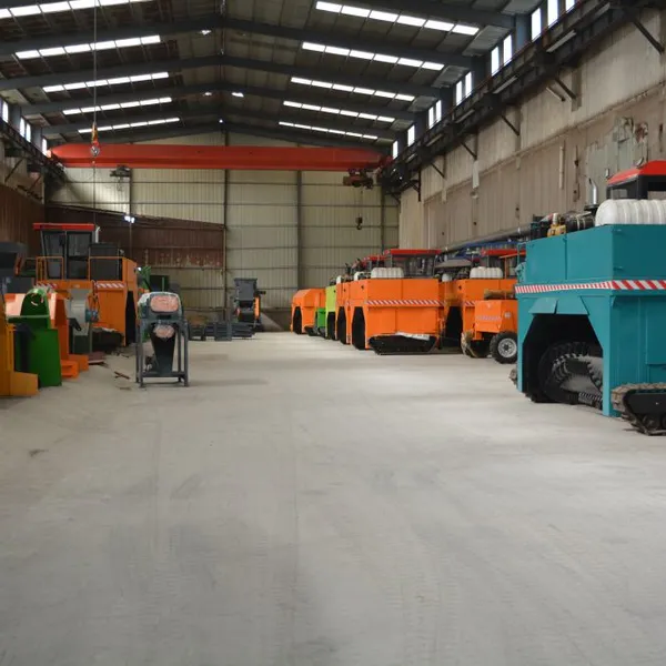 High-Quality Crawler-Type Compost Turner for Animal Manure and Poultry Waste Processing