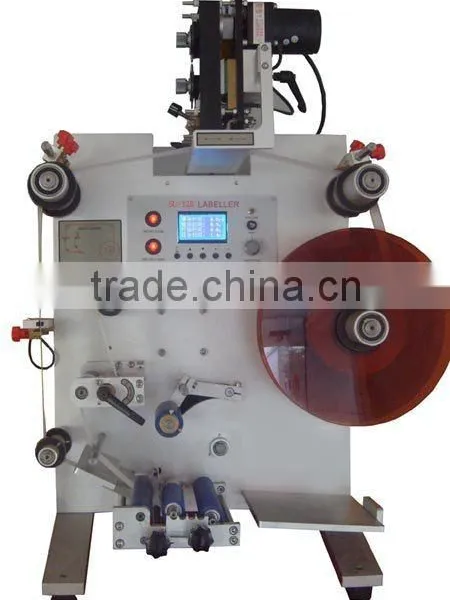 Semi automatic round bottle labeling machine