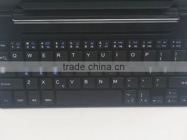 Leather Case Cover With Bluetooth Wireless Keyboard photo-2