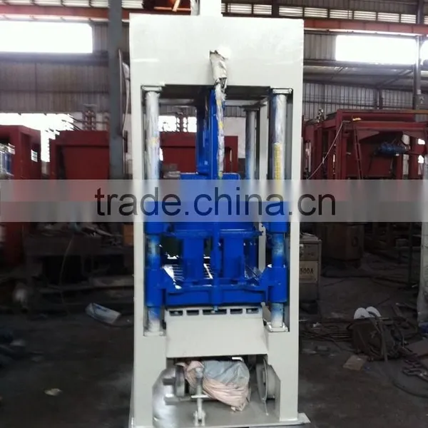 Semi-automatic Concrete Paving Stone Machine photo-3