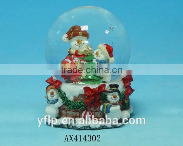 Christmas Decoration Resin Globe Glass Snow Globe Crafts photo-3