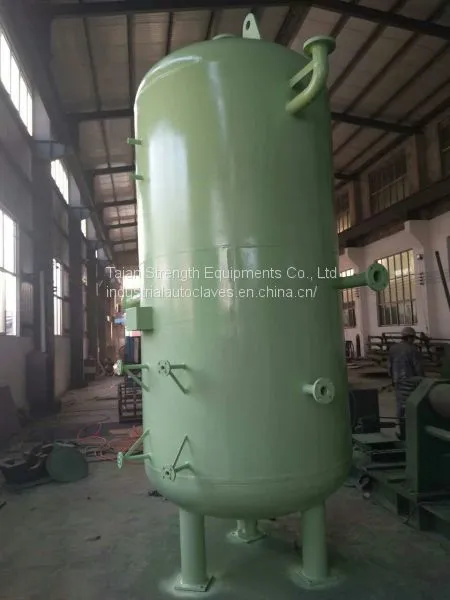 Q345R Material Customized Vertical Gas Storage Tank photo-4