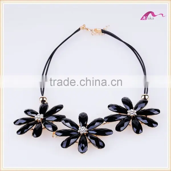 Classic Rope Chain Crystal Flower Choker Chunky Statement Necklace photo-2