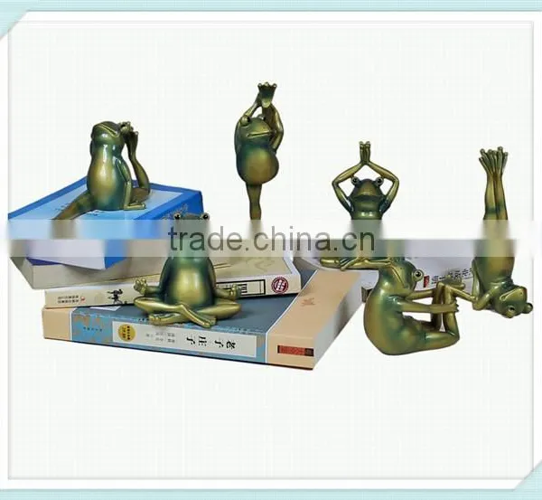 Resin Frog Statue Funny Yoga Frog Figurine for Home Decoration photo-2