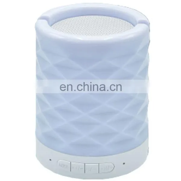 Wholesale Smart Bluetooth Speaker Night Light Colorful Atmosphere Bluetooth Speaker Led Light photo-7