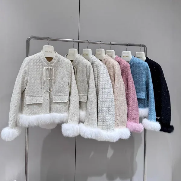 Xiaoxiangfeng Winter New Coarse Spinning Fox Fur Grass Down Jacket Short Short Short Chinese Style Jacket Women Look Thin