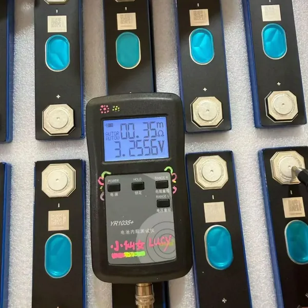 Original EVE 72.5Ah 3.2V Grade A Prismatic LiFePO4 Cell High Rate 4C Discharge For E-bike Energy Storage photo-2