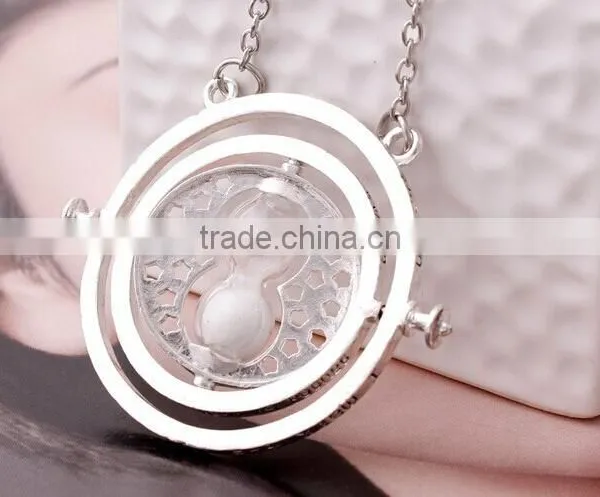 Granger Rotating Time Turner Necklace Gold Hourglass photo-2