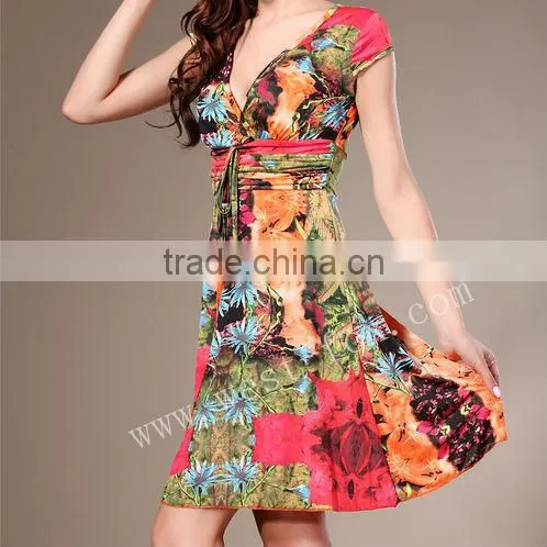 V Neck Flower Printed Fabric Patterns Lady Dress photo-4