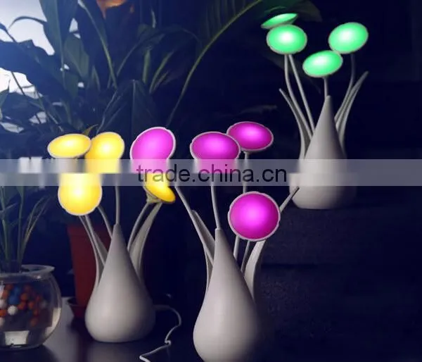2016 New Products Light Sensing Nightlight photo-5