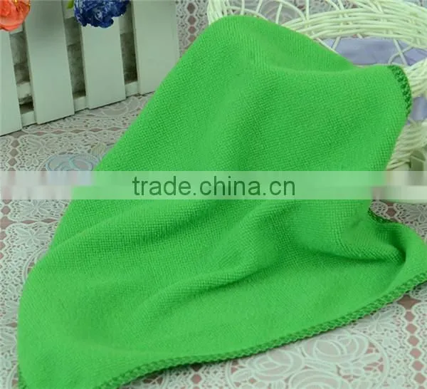 30 X 30 cm Plain Green Microfiber Polyester Square Cleaning Cloth
