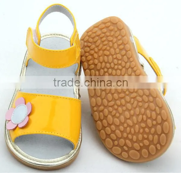 2012 NEW CHILDREN SANDALS photo-5
