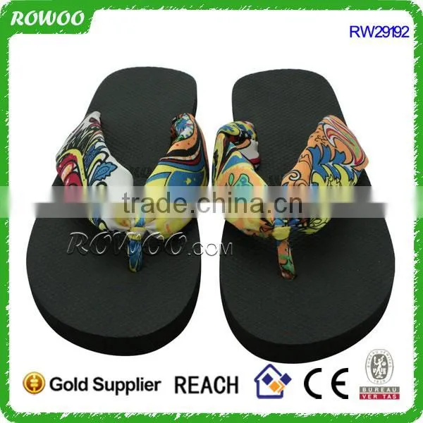 Factory Price Silk Flip Flop New Model Women Sandals photo-2