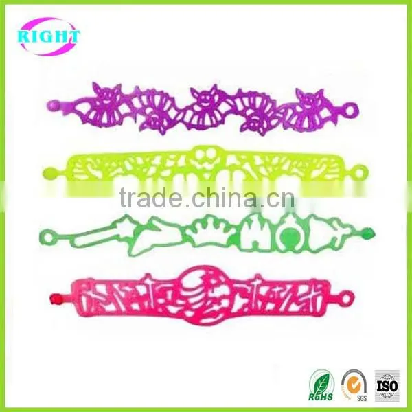 Stylish Popular Silicone Hollow Wristband photo-5