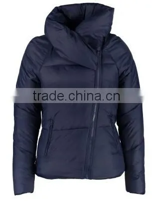 China Women Winter Hooded Down Coat YKK Zipper