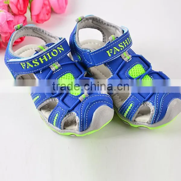 Zm40148b Latest Comfortable Protective Summer Beach Sandals for Children photo-2