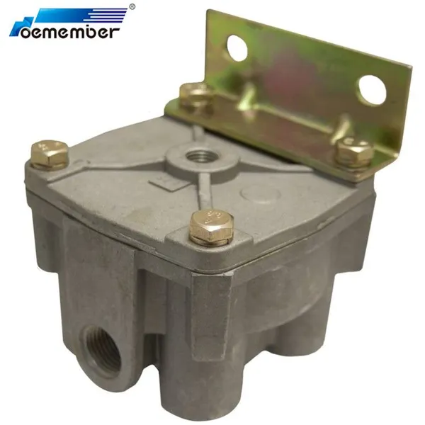 Bendix 102626 R-12 Relay Emergency Valve With Vertical Delivery Ports photo-2