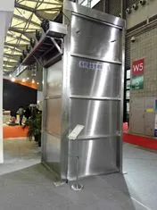 Linha de enlatamento de cerveja de 2000bph com máquina desempaleteira de latas