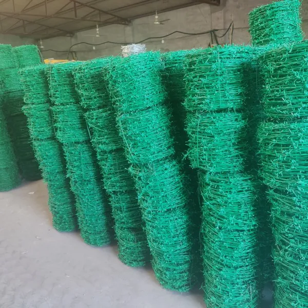 High Tensile Steel Double Twist Barbed Wire Roll for Anti-Climb Industrial and Residential Security photo-4