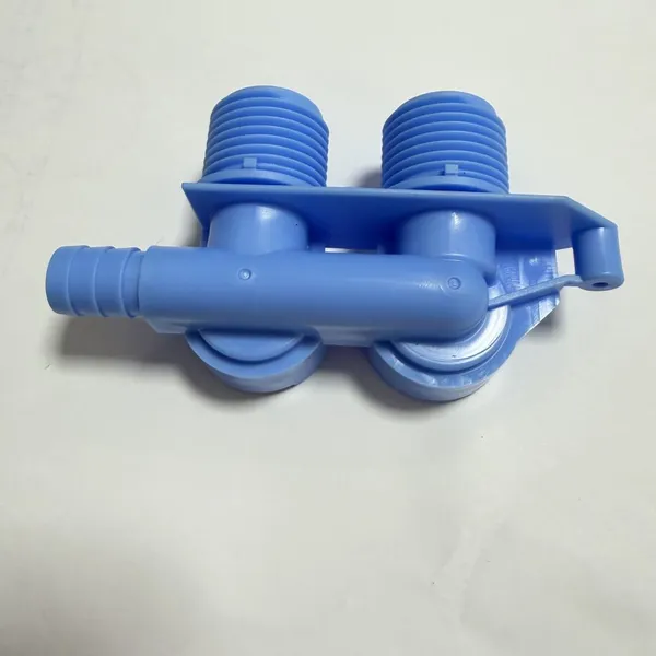 Fornecedor de Válvula de Fluido para Sistema de Arrefecimento do Motor IATF16949, Conjunto Plástico de Conexão de Tubo de Porta Dupla PPA de Alta Temperatura, UAE