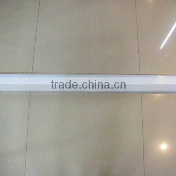 Magnetic Fluorescent Lamp Fixture