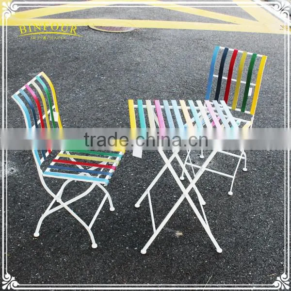 Custom Colorful Metal Patio Furniture Set Table and Chairs for Garden Deco photo-3