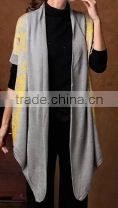 Fashion Lady Short Sleeves Jacquard Ethnic Long Style Knitted Cardigan Poncho