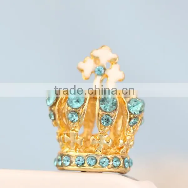 Small Quantity Wholesale 3d Crown Rhinestone Embellished Dust Plug for Phone"s photo-2