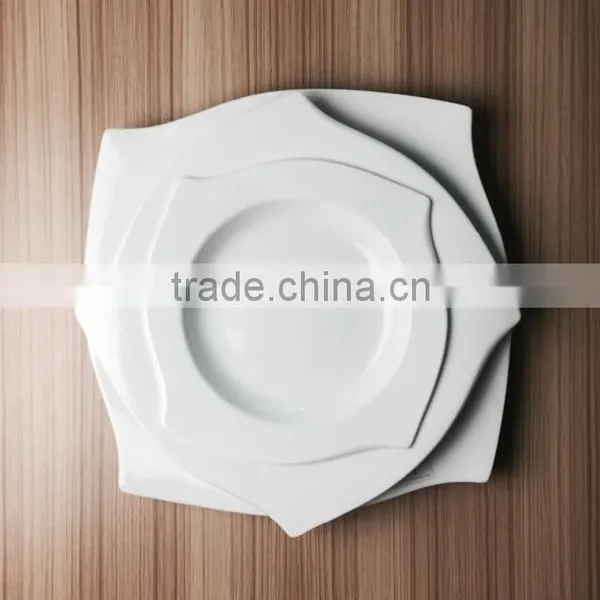11'' Wedding Dinning Rotating Perfert Design Ceramic Plates Cheap Hotel Porcelain Dinner Plate Stock